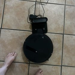 Robot Vacuum Works Well