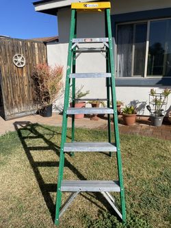 6 Feet Ladder