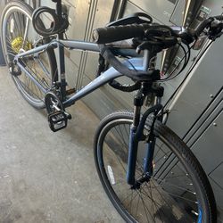 Schwinn Men’s Trailway Hybrid  Bike