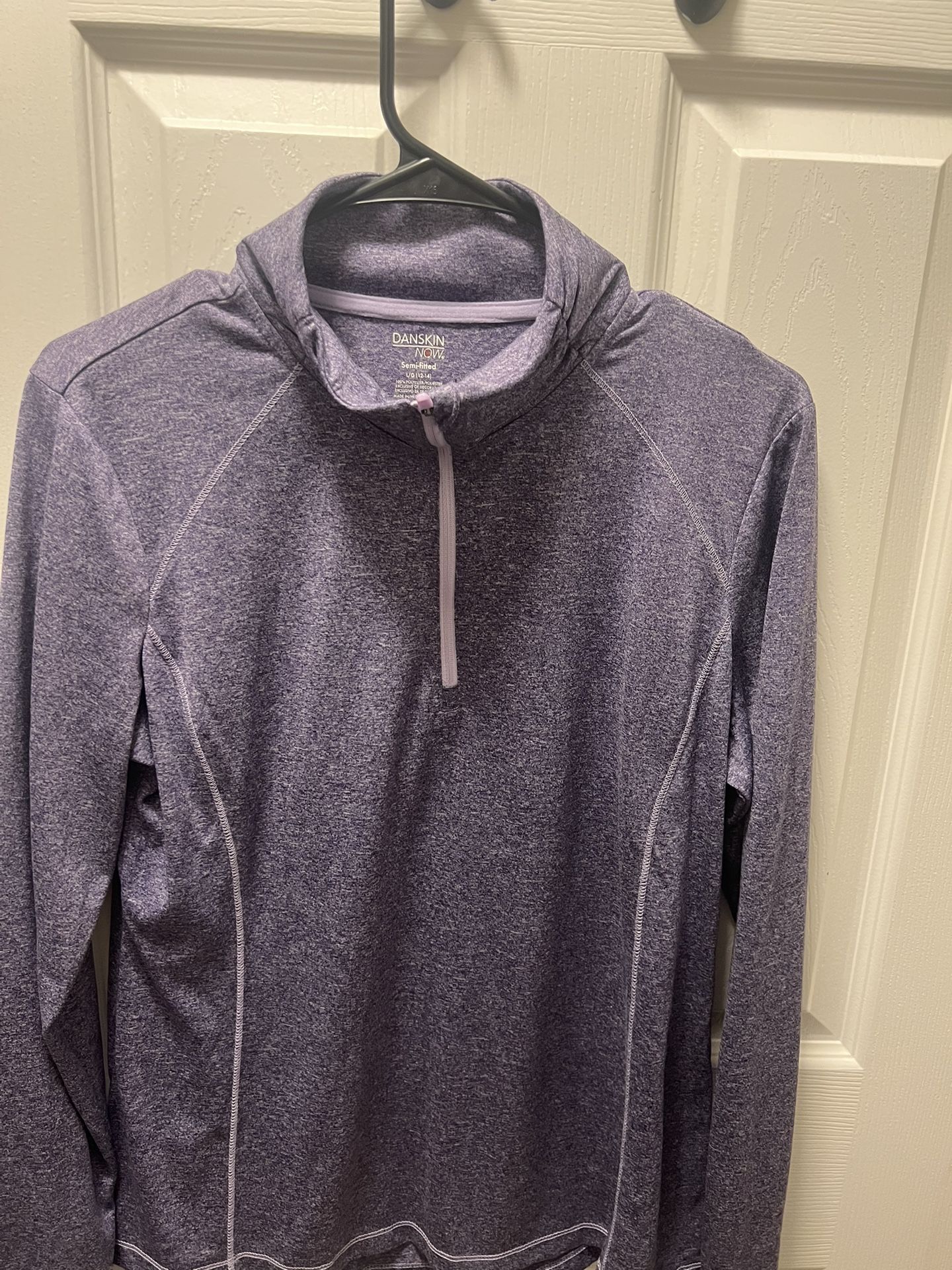 Danskin Semi Fitted