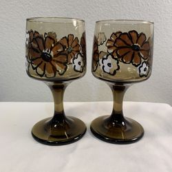 Pair of Libbey Camelia Brown Floral 6 oz Wine/Cordial Glasess /Goblets 5.25” H