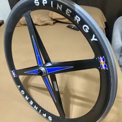 SPINERGY FULLY  CARBON FIBER RIMS FRONT AND BACK ROAD BIKE OR MOUNTAIN BIKE 26X2.1
