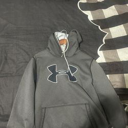 Under Armor Hoodie 