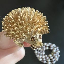 An Adorable Hedgehog/Porcupine Brooch and Pearl Necklace 