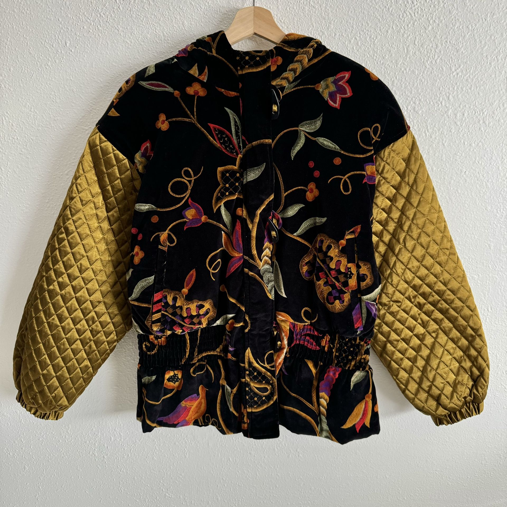 LONDON FOG Vintage Black Gold Velvet Quilted Toggle Button Paisley Bird Jacket