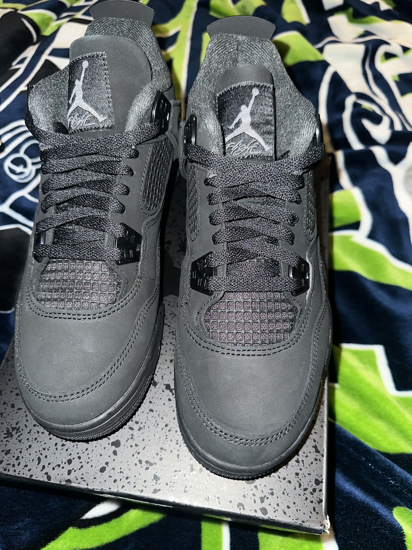 Jordan 4s  Black Cat