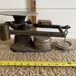 Antique Fairbanks-Morse Scale