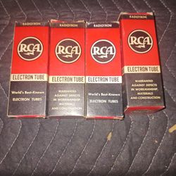 Set Of 4- Vintage RCA Electron Tubes