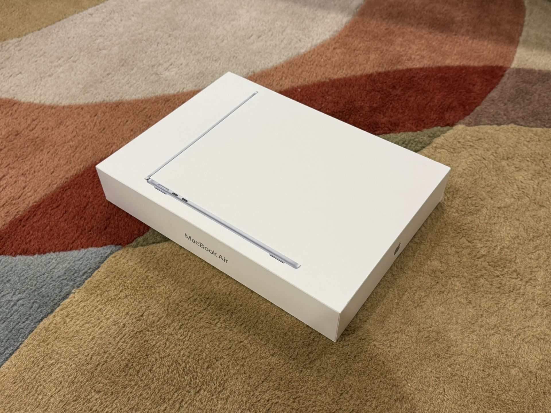 MacBook Air 13 inch M4 256GB Sky Blue Brand New