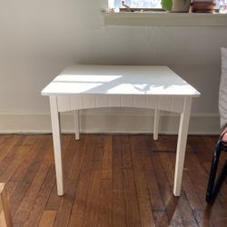 Side Table / Kids Play Table 