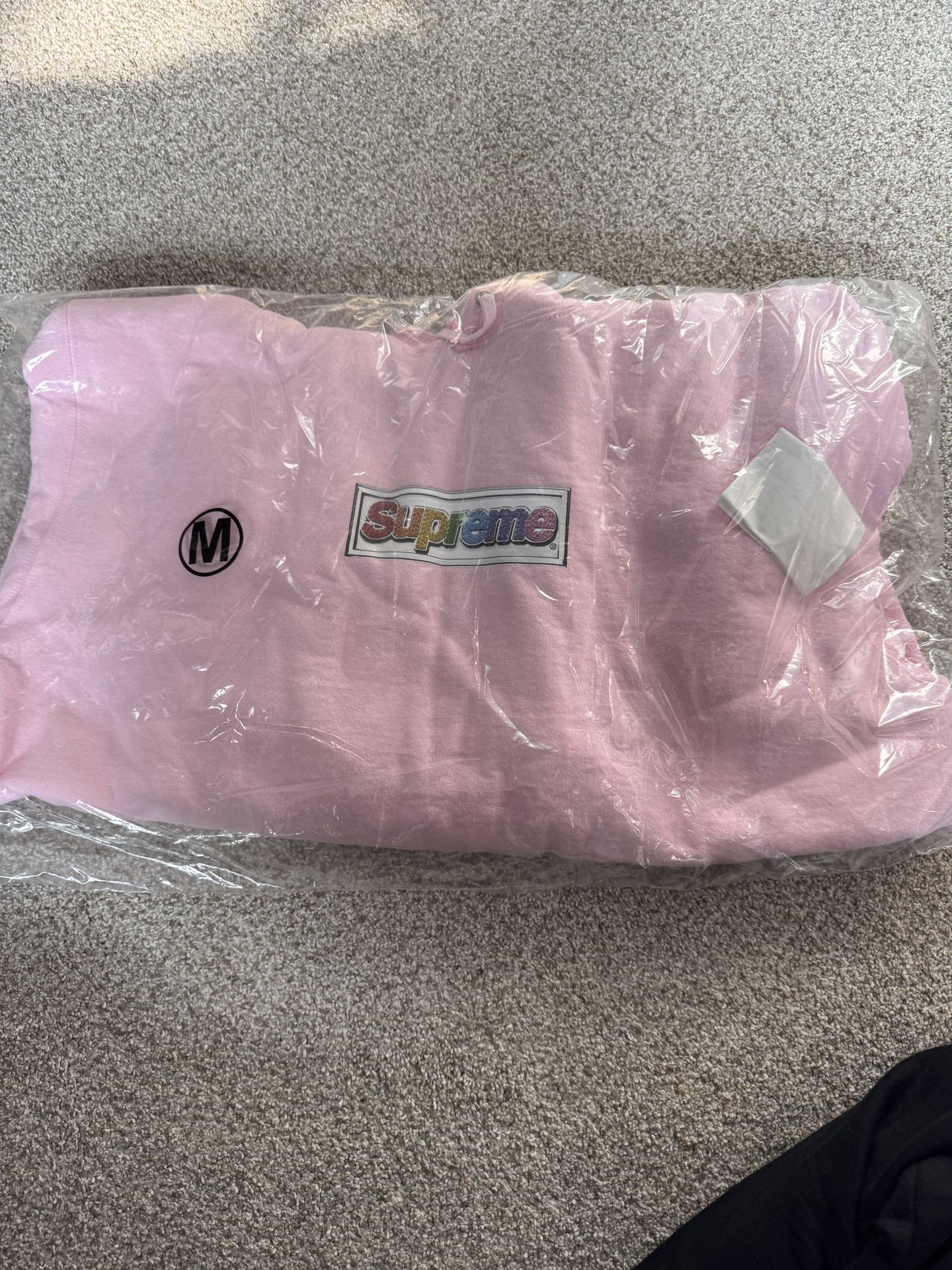 Supreme Bling Box Logo Hoodie Sweatshirt SS22 Pink Medium Jordan Nike Cactus Jack Travis Black Cat