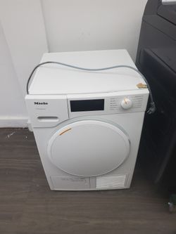 Miele Dryer Use 110 Volt Side 24 Great Condition 90 Days Warranty..$475......price NOT Negociable..$475...