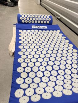 Yogu acupressure yoga mat