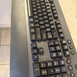 Logitech G613 Wireless / Bluetooth Mechanic Keyboard 
