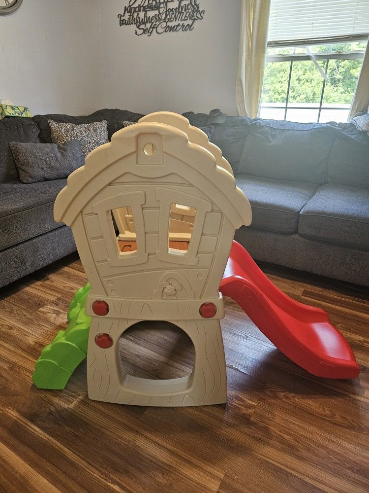 Little Tikes Hide&Seek Climber