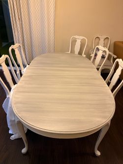 Pine wood table for sale!