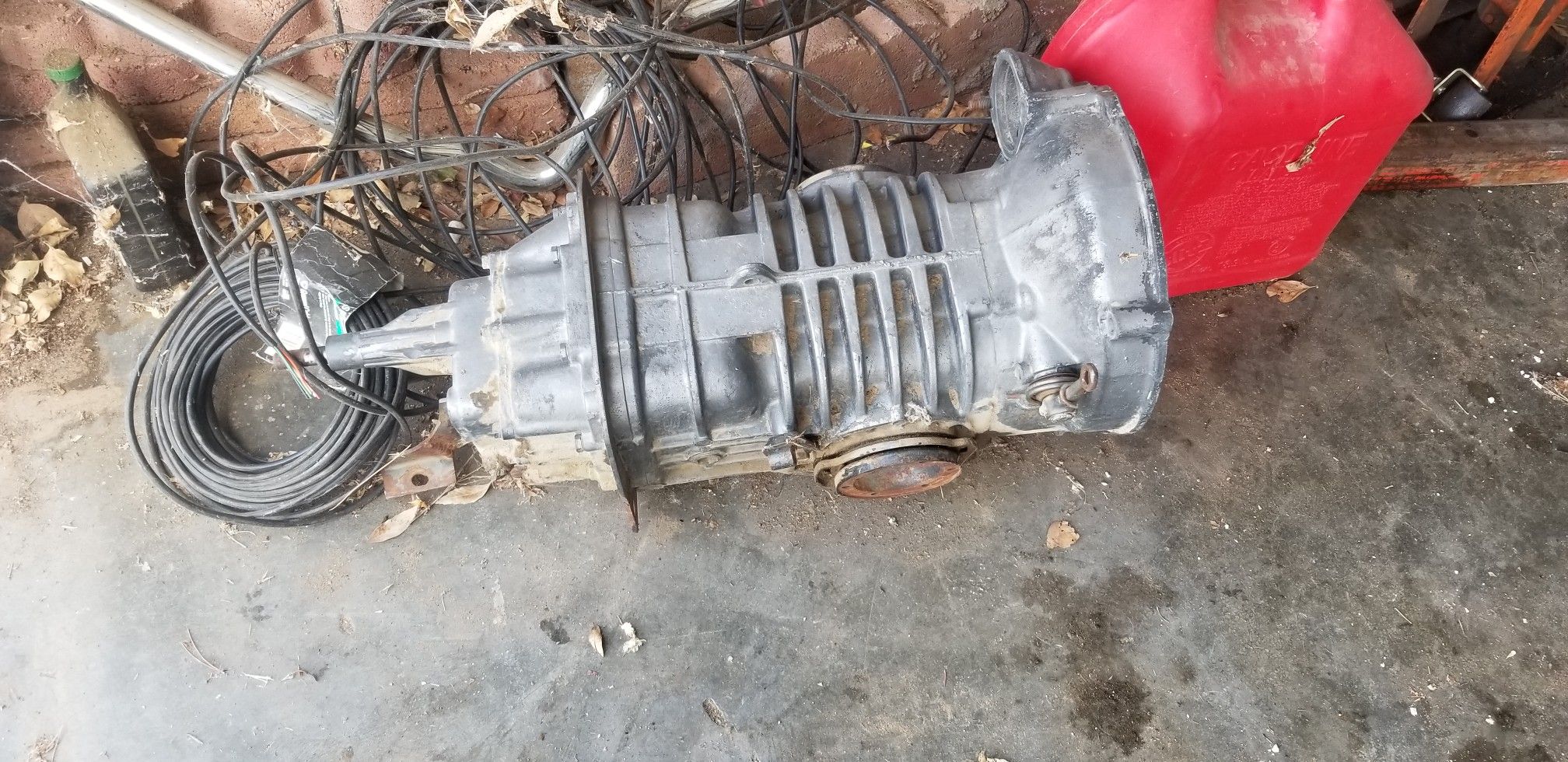 VW 6 rib transaxle for Sale in Lancaster, CA OfferUp