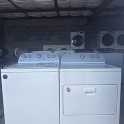 Whirlpool washer and dryer set in excellent condition, everything works, 2 months warranty, delivery and installation available.