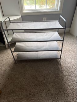 Shoe rack