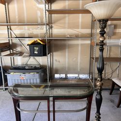 End Table & Beautiful Lamp 