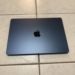 OPEN BOX NEW 2024 APPLE MACBOOK AIR 13-inch M2 chip 512GB 8GB UNLIMITED MEMORY