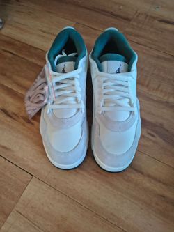 Jordon 4 Retro White Thunder
