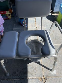 Bathroom toilet $50