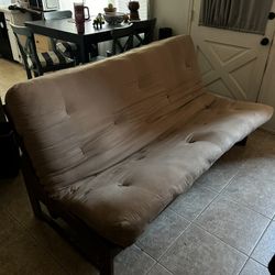 futon bed/couch