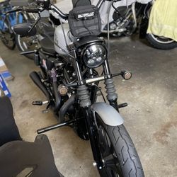 2020 Iron 883