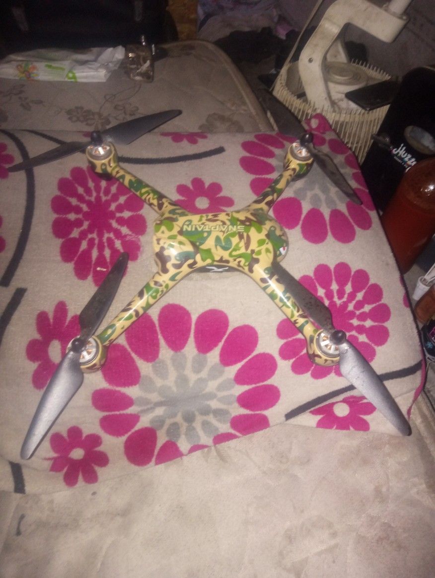 Snaptain Drone Model Sp700