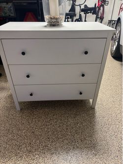 3 drawer dresser