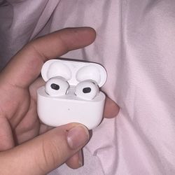 Air Pods 4 