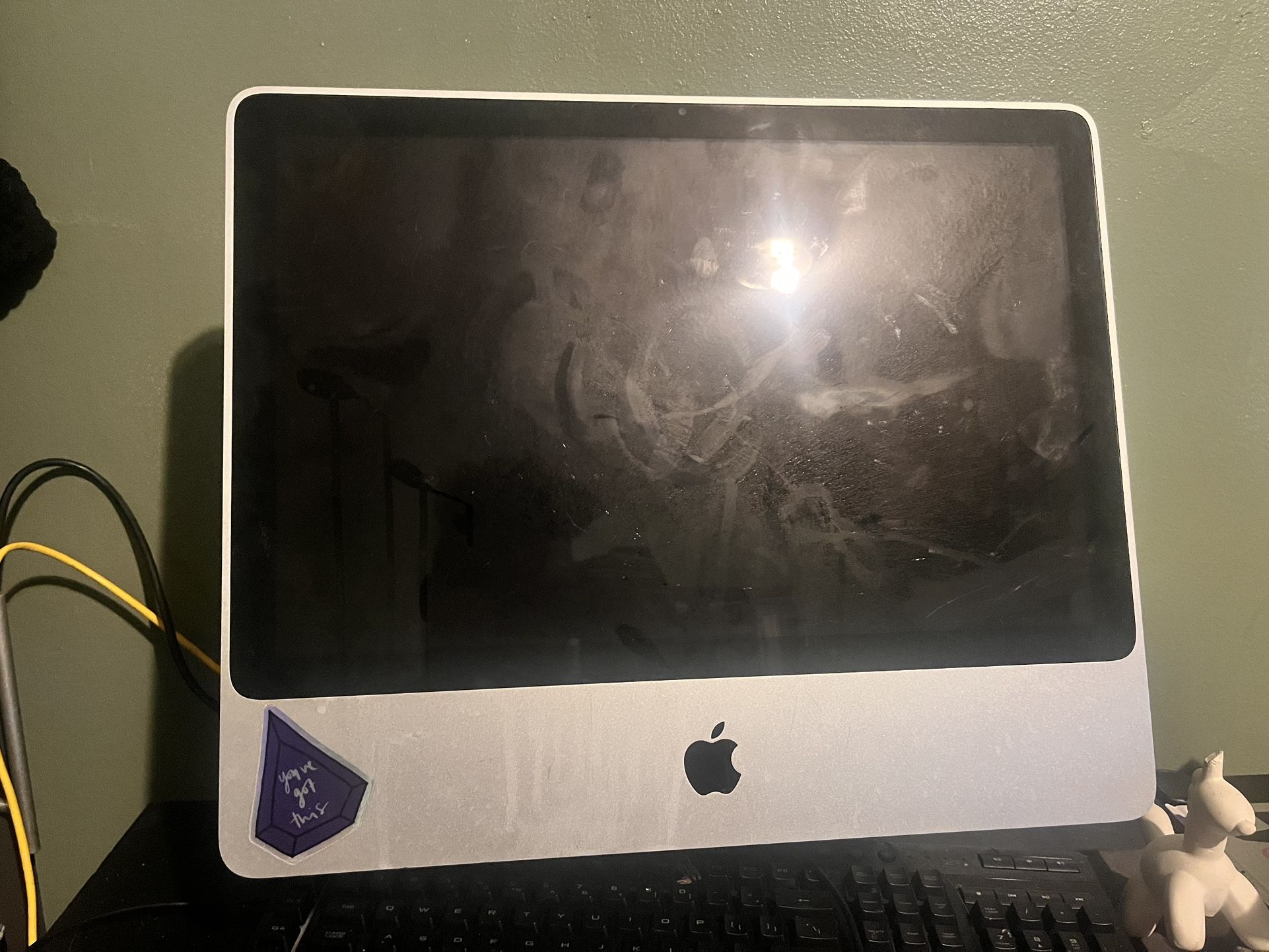 Apple iMac A1225 24" Core 2 Duo 2007 2.4GHz 6GB RAM 128GB HDD