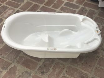 Primo bathtub