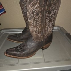 Botas Shayanne de mujer medida 10M