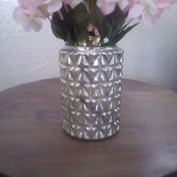 Nice Decor Vase $7