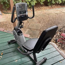 Training and fitness device