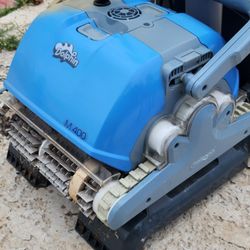 Dolphin M400 Robotic Pool Cleaner

