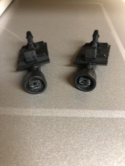Replacement Windshield Washer Nozzle, Front for nissan sentra 2014 OEM