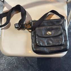 Leather purse 