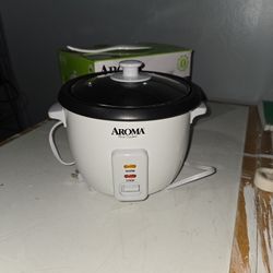 NEW Aroma Rice Cooker 6 Cup – In Box – $25