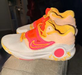 Nike Kyrie Basketball Sneakers