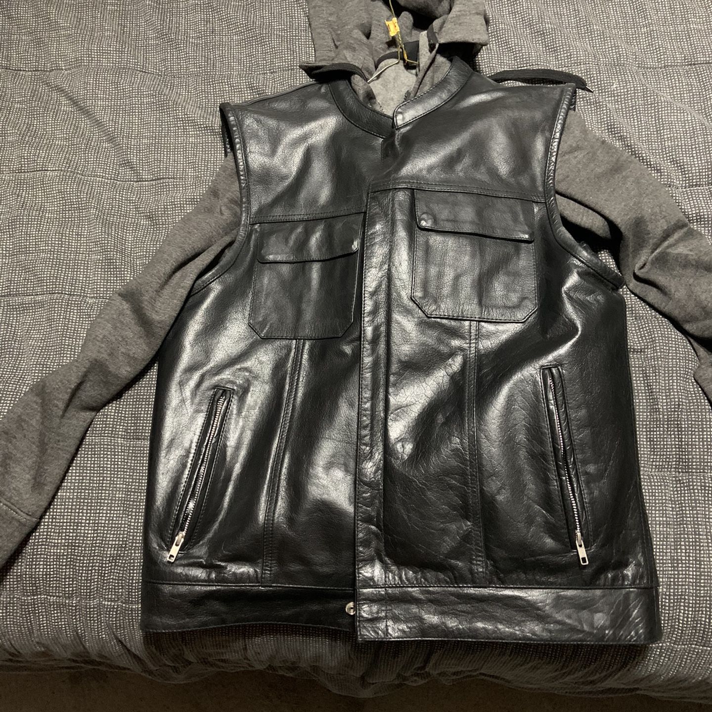 Leather Motorcycle Vest With Concealed Gun Pockets And Detachable Hoody