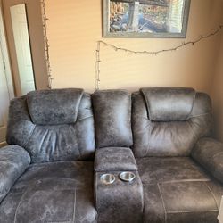 Reclining couch 