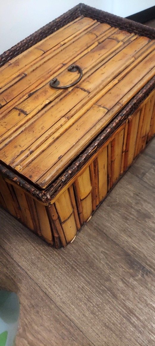 Decorative Wicker Box