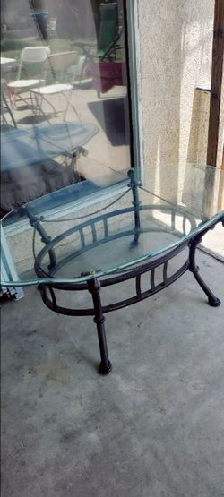 Free coffee table