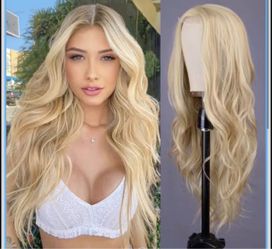 Aida ble Mixed Blonde Long Wave Wig for Women -26inch Middle Part Long Curly Wig Heat Resistant Synthetic Hair Looking Natural, Fiber Wig for Daily Pa