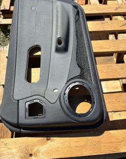 2004 Chrysler Crossfire Passenger Door Panel