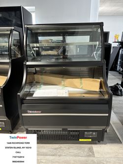 Sandwhich/Salad Refrigerator 