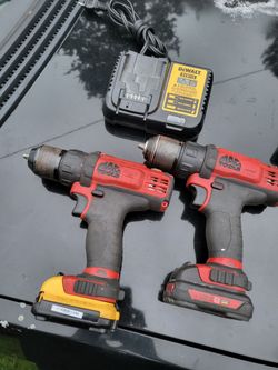 2 Mac Tools 12v drill drivers BDP038 with 2 batteries and charger